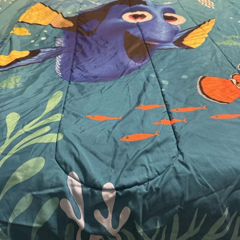 Disney Finding Dory Nemo Twin - Full‎ Comforter Bedding Blanket Read Description